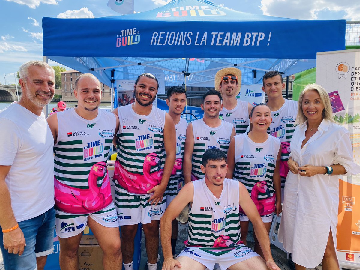 On est en quart de finale 🏉💪🏽💪🏽💪🏽 <a href="/Btilloy/">Bénédicte TILLOY 🎨 📝</a> <a href="/FFBatiment/">FFB</a> <a href="/FFB_Occitanie/">FFB Occitanie</a> <a href="/fbtp31/">FBTP31</a> <a href="/NadiaPellefigue/">Nadia Pellefigue</a>