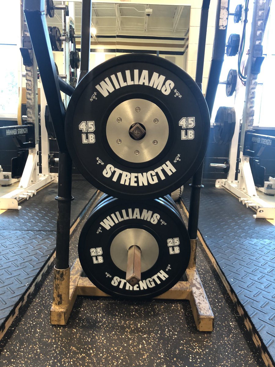 GreerSpeed's tweet image. Big time upgrade! New bumpers are in and looking sharp in the weight room! Thank you @TotalSandS and Will Ellison! Also a Big S/O to our awesome AD @G_Miller_SC for helping us get them! 

#TeamGSD
#OpportunityFavorsTheStrong