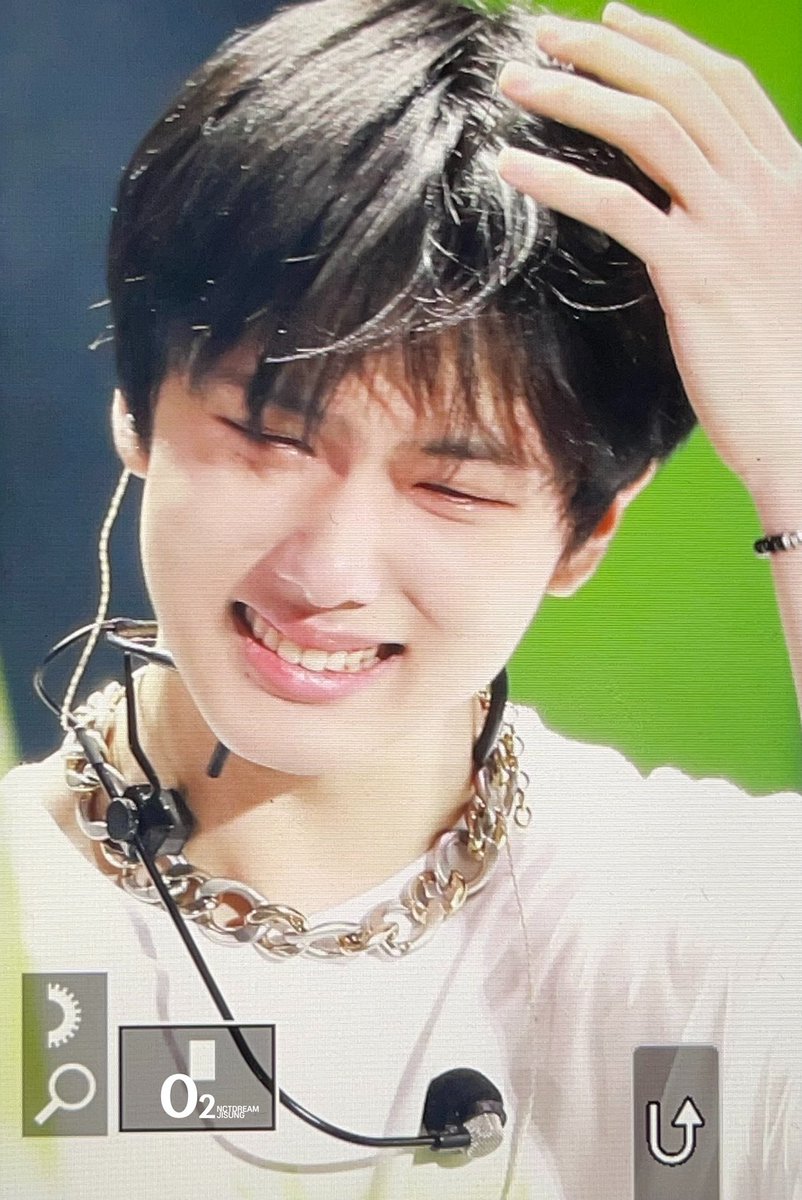 O2dreamO2's tweet photo. 220908 드림쇼2 
우리 지성이 ㅠㅠ 울지마 ㅠㅠㅠㅠ
#지성  #박지성  #엔시티드림  #NCTDREAM #JISUNG https://t.co/PEdmaOO96z