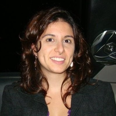 Labjor_Unicamp's tweet photo. A jornalista Luciana Noronha fez especialização (11'12') e mestrado no Labjor (2020). Há quase 10 anos, trabalha no Centro Nacional de Pesquisa em Energia e Materiais (CNPEM), responsável por notícias do Sirius, a mais complexa infraestrutura científica do país! #AlumniLabjor 🌟 https://t.co/YSdC34EdnT
