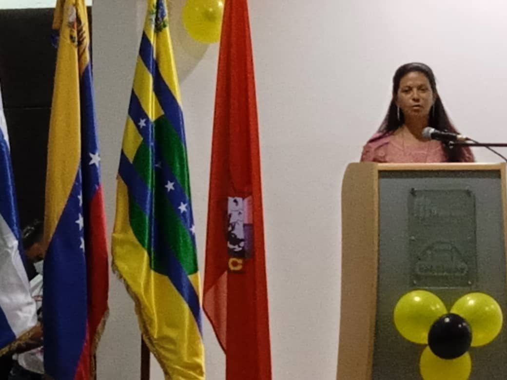 Aquí estamos los jóvenes, los que estamos, los q seguimos y seguiremos defendiendo la Revolución Cubana,en el activo Regional Juvenil. #CubaPorLaVida <a href="/Cubacooperabol2/">Brigada Médica 🇨🇺 Bolívar🇻🇪</a> <a href="/cubacooperaven/">Brigada Médica Cubana en Venezuela</a> <a href="/japortalmiranda/">José Angel Portal Miranda</a> <a href="/JosAnto54744901/">José Antonio Machado Reyes</a> <a href="/DPSVillaClara/">DPS Villa Clara</a> <a href="/medica_clara/">J J Pulido López</a>
