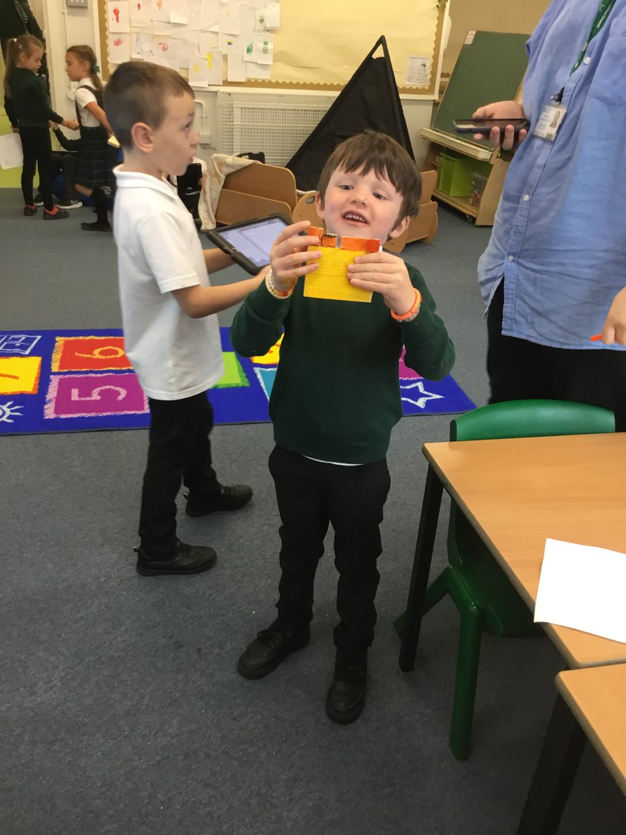 StColumbas2016's tweet photo. This week p1/2 had the opportunity to be part of a woodwork experience. We designed and built our own woodwork pieces. #woodwork #creativity #imagination #imaginationcomestolife https://t.co/QV8INoOjn1