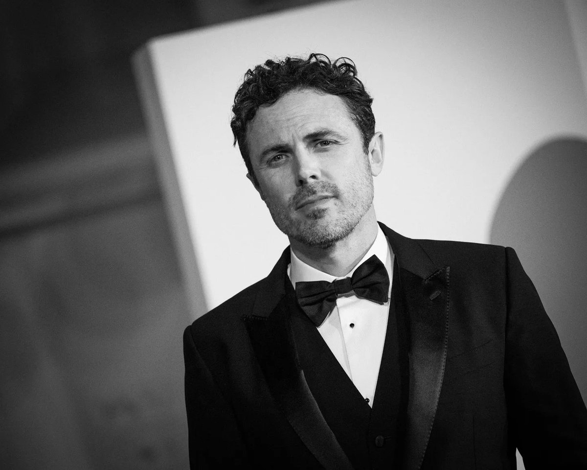 piermarcomenini's tweet photo. 𝘾𝙖𝙨𝙚𝙮 𝘼𝙛𝙛𝙡𝙚𝙘𝙠

📽 "Dreamin' Wild"
➖️
© Piermarco Menini 📸
79th Venice Film Festival
➖️ https://t.co/Her4DmadEN