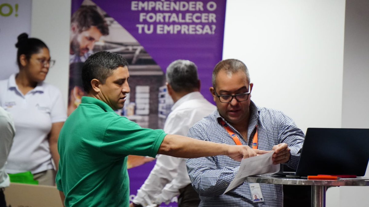 SENA_RValle's tweet photo. En la tercera versión del K-Inversionista se busca fomentar el emprendimiento en la Región, brindando toda la oferta de servicios que el ecosistema emprendedor ofrece. A través de la inversión, se promoverá la innovación para la generación de más emprendimientos y empleos. https://t.co/bLNxNixe36