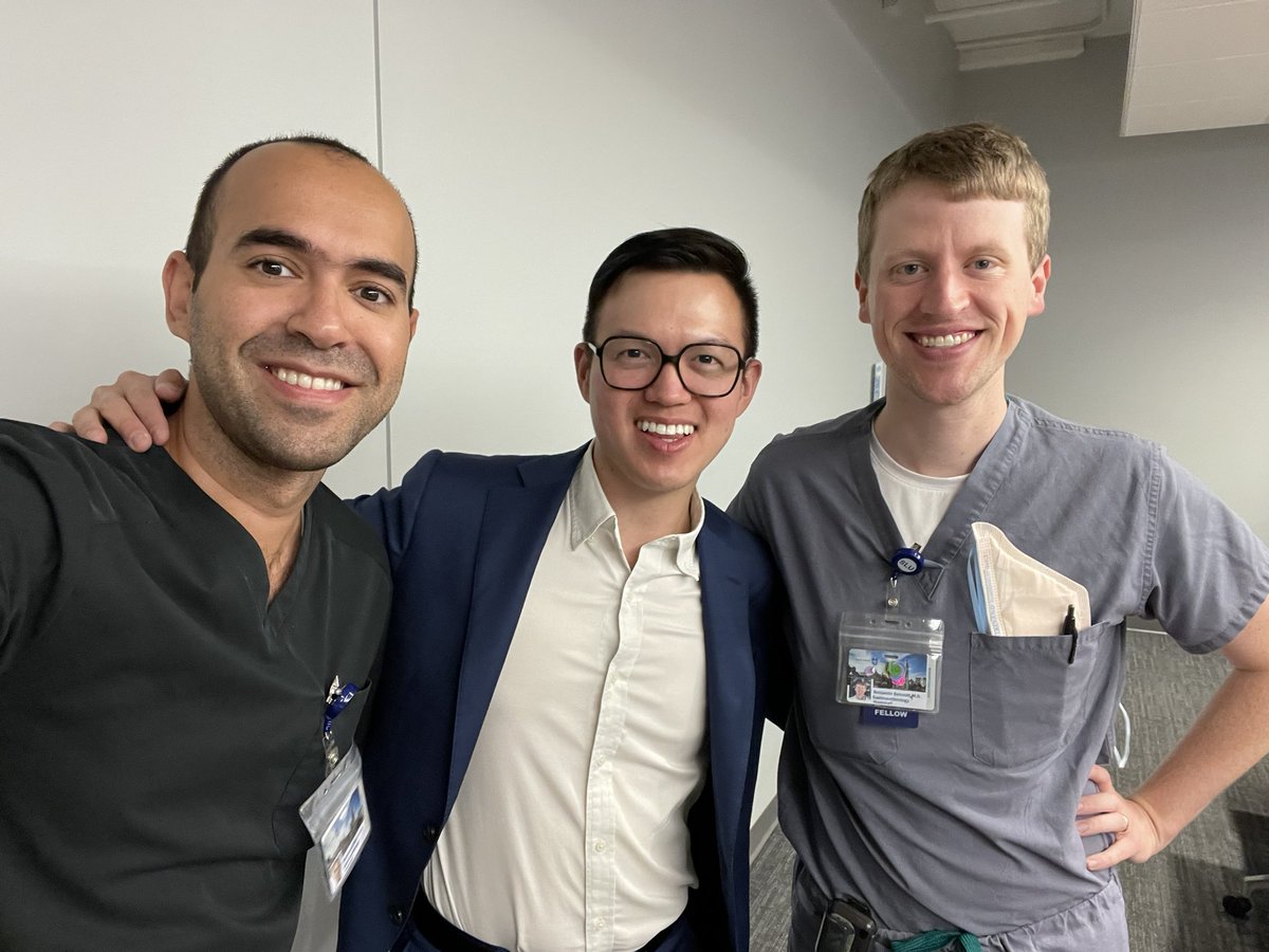 MahMadi90's tweet photo. Had the pleasure of meeting Dr. @AustinChiangMD who delivered an excellent talk about his journey to becoming the CMO of @MedtronicGI. Also pictured is the great @schmidt_doc and my colleagues at @SLUgastro division. #GILife #Gastroenterology #FellowshipLiving https://t.co/k6ULbeL19q