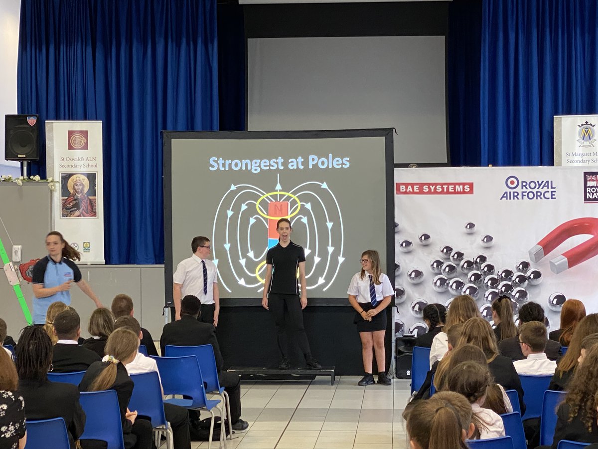 stmargaretglas's tweet photo. S1 &amp; 2 pupils enjoyed a great afternoon with BAE Systems Magnet Roadshow, organised by the Science and Technology Faculty!

#MyWoW #towardsbetterfutures #BAESystems https://t.co/Kdfvxdt68j