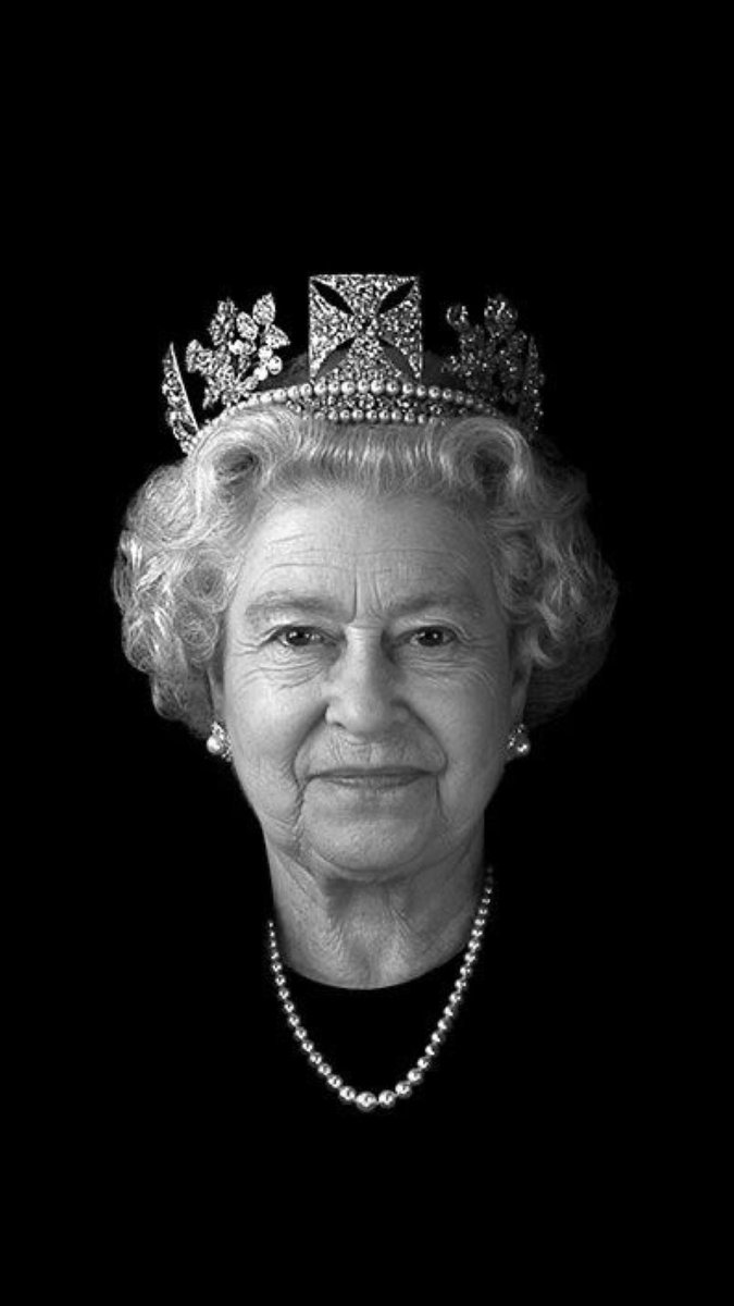 claudiamoretto_'s tweet photo. 💔
#QueenElizabeth #londonbridge https://t.co/clzh3epkOd