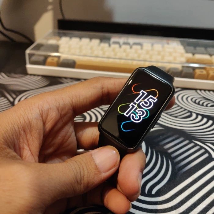 damalyk's tweet photo. Coba cek ini, deh: "Huawei Band 7 Hitam" Rp480.000 di toko Gialloblu Shop Tokopedia. Bisa bebas ongkir, lho.
https://t.co/cpUm29DltF https://t.co/WC9mzY2MMd