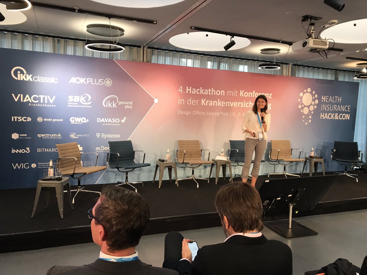 healthcare_de's tweet photo. #HIHC2022 “Buzzwords“, Antonia Schmidt #AWS: Anforderungen an die Cloud ➡️ Mehrwert stiften, agil sein; skalierbar und performant (Infrastruktur!); sicher und compliant; zukunftssicher und #interoperabel; bezahlbar; #nachhaltig 💪 https://t.co/WlbLPMYDfn