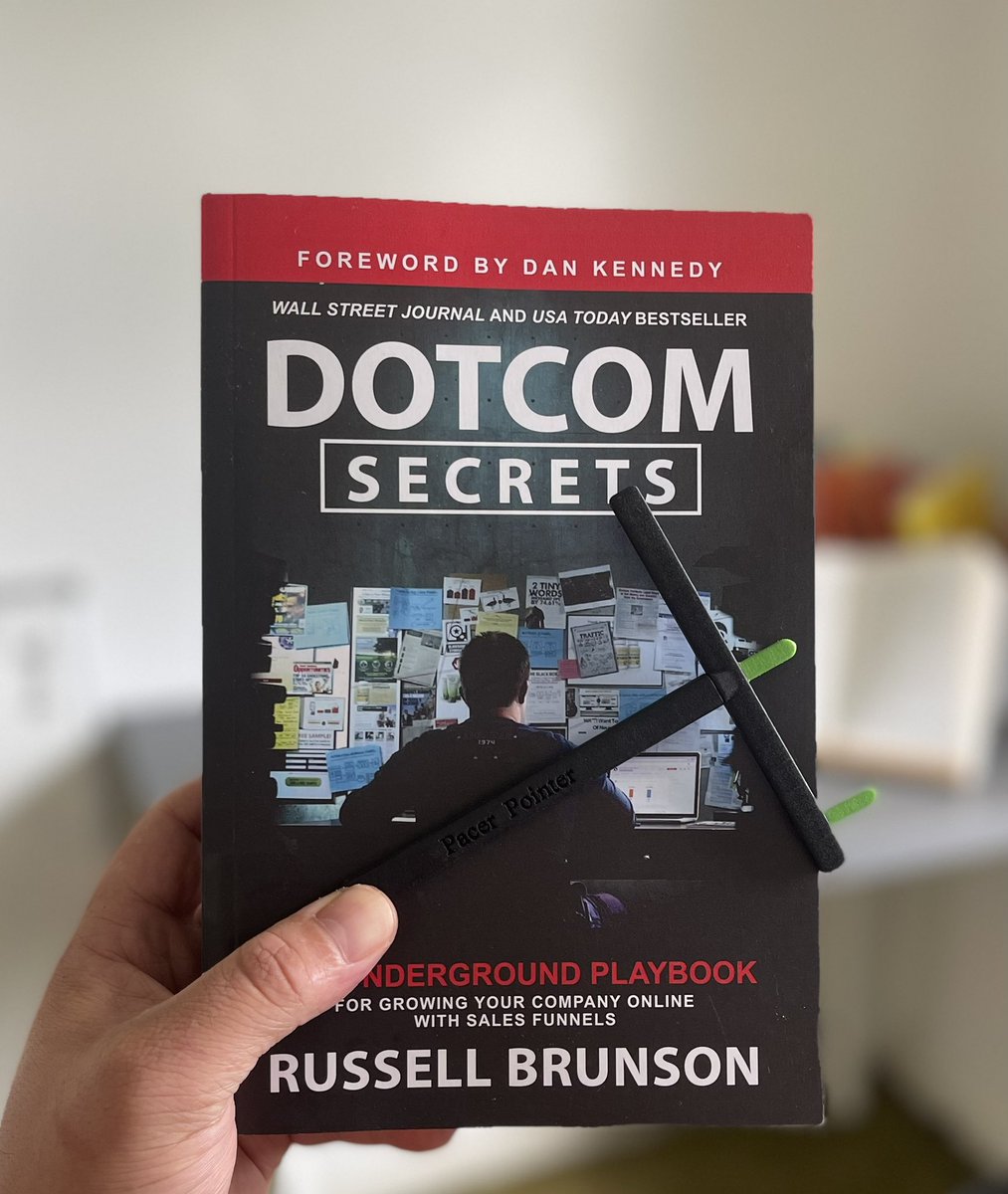 thereadingwands's tweet photo. I am starting a new book 🤓😎.
I am looking forward to learning from the book and taking action to get better at funnels.
What are you reading?
Fulfil your potential,
Pacer Pointer team 😁
#newbook #newbookalert #dotcomsecrets #russellbrunson #pacerpointer @russellbrunson https://t.co/fwNRzOBKnG