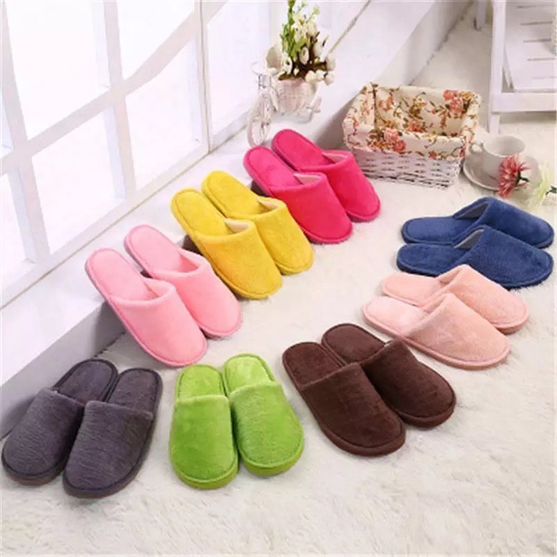 ClickshopUg's tweet photo. Planning to spend this weekend in the house?
@ClickshopUg can hook you with House shoes for both men and women @ only UGX 30,000
#click #clickshop #NyegeNyege22
https://t.co/gf9td2v5aq https://t.co/MS3l2VBVgl