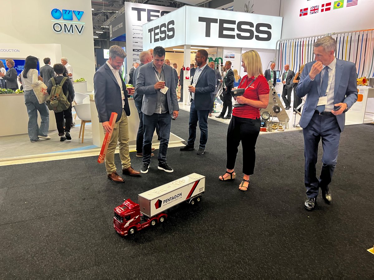 PentagonFreight's tweet photo. We had a blast at ONS22 Norway! 💥
#ons22norway #ons22 #pentagonfreightservices #logisiticsofcertainty #freightforwarders #freightforwarding #freightservices #logistics #supplychainlogisitics https://t.co/ULvhLjGddF