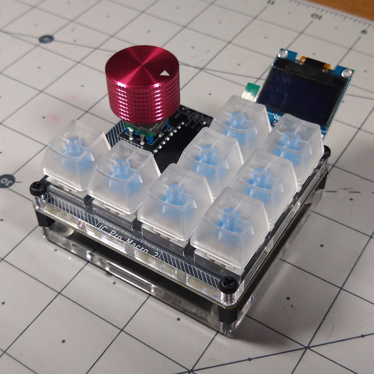 JeremySCook's tweet photo. Shipped an assembled #JCPM 2 with a red knob today. Looks pretty good I think! @tindie https://t.co/swtP2oYZzI