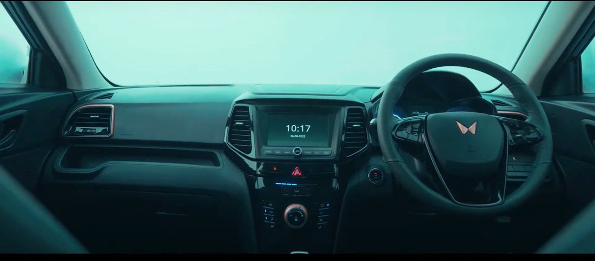 Motonomics1's tweet photo. EXCLUSIVE🔥#MahindraXUV400 🚨
#XUV400ELECTRIC ⚡️Performance⚡️ 
Acceleration-
0-100kmph 👉🏻8.3 Sec
•
•
#MahindraXUV #xuv400electric #electriccar #ev #India  #evindia #delhi #Mahindra https://t.co/8tXofqvk74