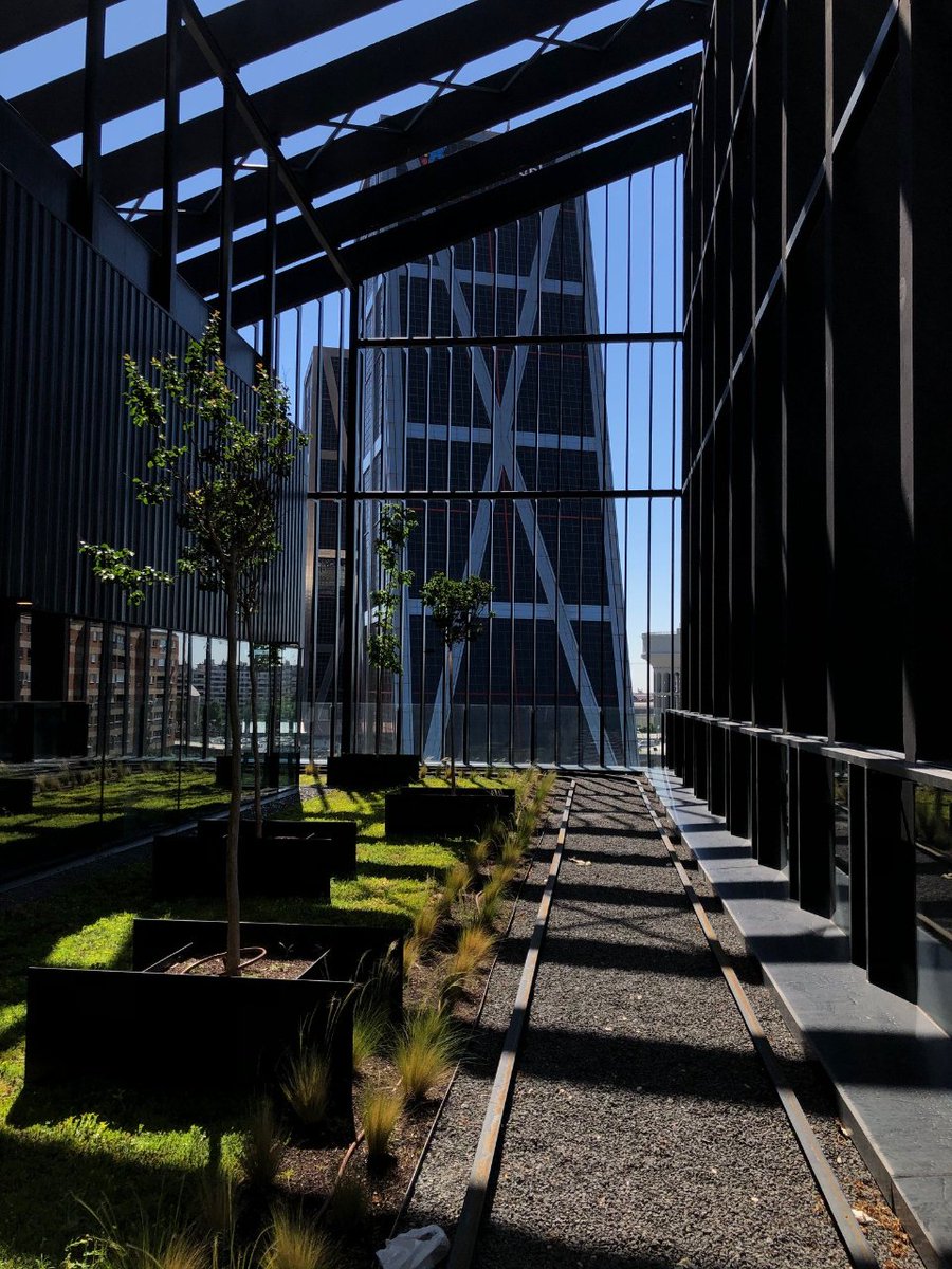 OpenHouseMadrid's tweet photo. 💥 Anunciamos novedad 2022... ¡Nunca nadie ha entrado!
🏛️ Sede Corporativa del Metro de Madrid.... un edificio lleno de soluciones sostenibles siguiendo la tendencia arquitectónica actual que tanto nos gusta.😍
.
#Openhousemadrid #festivalarquitectura #ociogratuito #metrodemadrid https://t.co/FPwPco0BOo