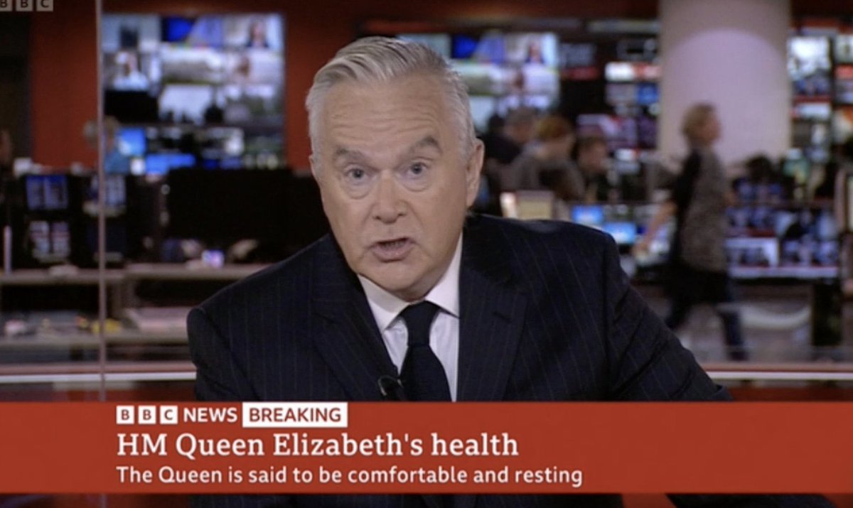 LadyHiddleston's tweet photo. Puoi non essere fan della famiglia reale, non appoggiare la loro ideologia e modo di agire ma la Regina è anche un personaggio storico; così illustre da considerla "immortale". Con lei va via una parte di storia 🥲💔
#QueenElizabeth https://t.co/i8GN4Vm2Ch