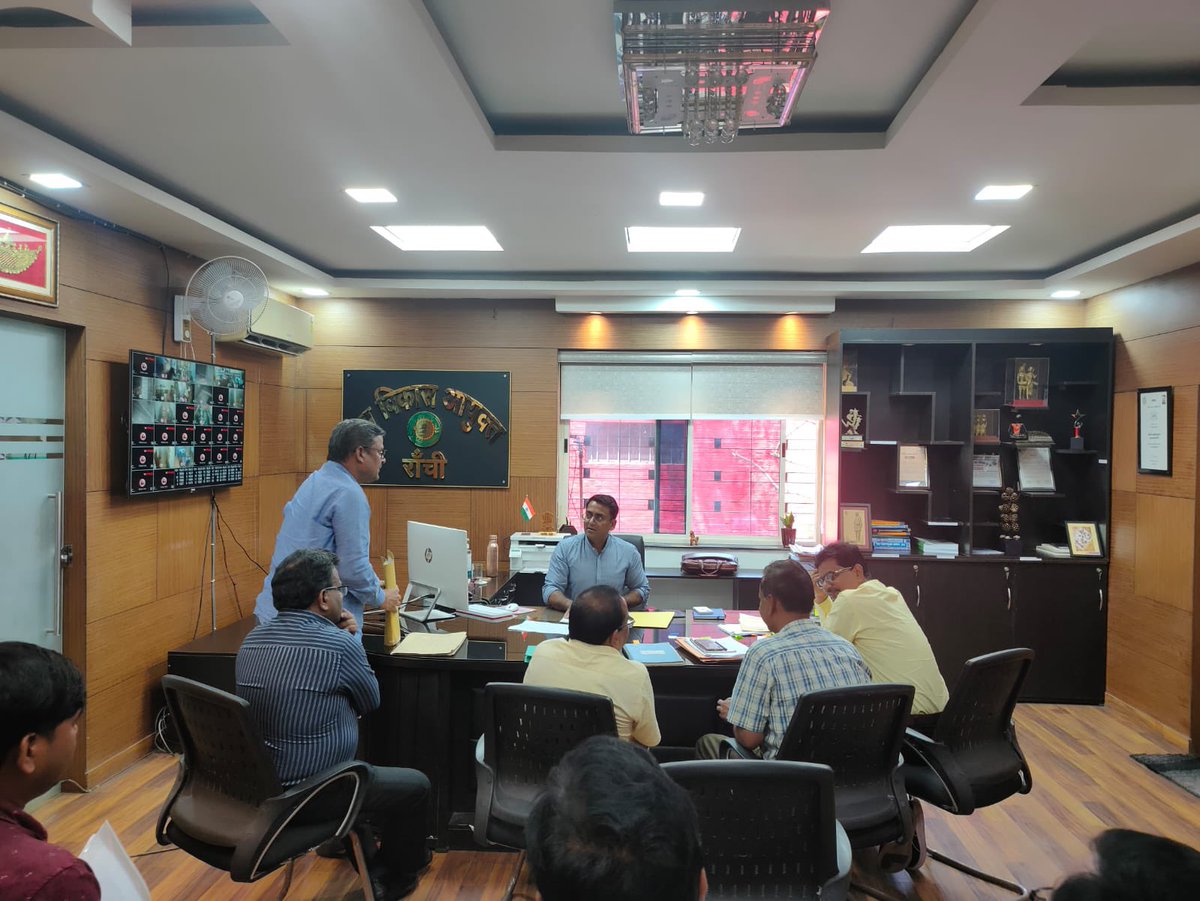 DDC_Ranchi's tweet photo. Review meeting of the #EngineeringWing conducted today. Directions given to ensure quality and timely completion of work.
@JharkhandCMO
@RDD_Jharkhand
@DC_Ranchi
@prdjharkhand https://t.co/eyQ0OL7C22