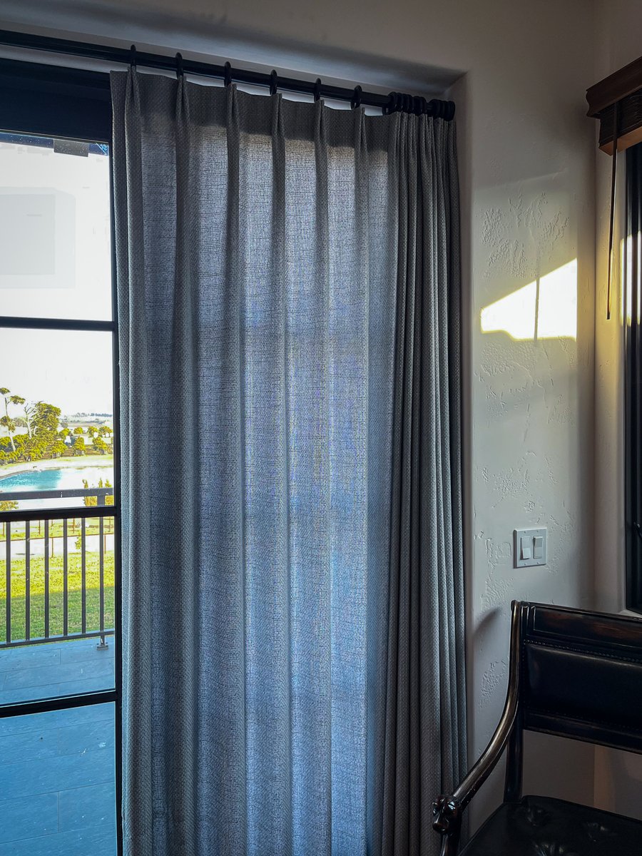 SuperiorShades's tweet photo. Transform Any Space Into Eden With Our Tailored Pleat Drapery.

#design #designinspiration #interiordesign  #homedecor #homedecoration #homedesignideas #window #windowtreatments #windowtreatmentdesign #customwindowtreatments #superior #superiorromanshades #superiorwindowcoverings https://t.co/YNJTVSSrPx