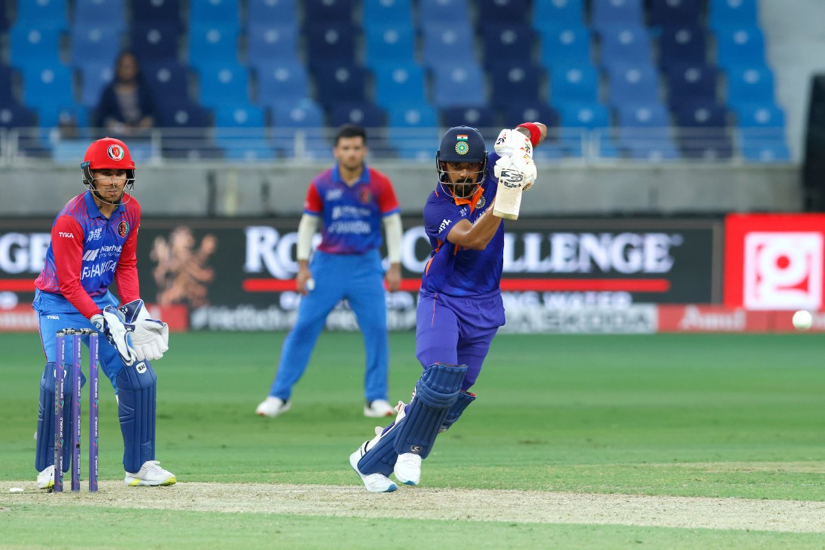 Creimas's tweet photo. @imVkohli &amp; @klrahul finished there half century during #INDvsAFG at #AsiaCup2022 

@BCCI @ACBofficials @BCCIWomen @WeAreTeamIndia @ACCMedia1 @ICC @Dcreimas @NangiaPankaj 
#INDvAFG #ACC #AsiaCup2022 #GetReadyForEpic #AsiaCup #INDvsAFG #AsiaCupT20 #IndianCricketTeam #AfghanAtalan https://t.co/B6EH9rbXll