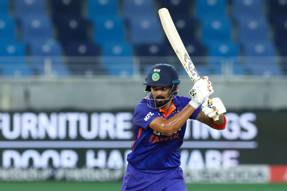 Creimas's tweet photo. @imVkohli &amp; @klrahul finished there half century during #INDvsAFG at #AsiaCup2022 

@BCCI @ACBofficials @BCCIWomen @WeAreTeamIndia @ACCMedia1 @ICC @Dcreimas @NangiaPankaj 
#INDvAFG #ACC #AsiaCup2022 #GetReadyForEpic #AsiaCup #INDvsAFG #AsiaCupT20 #IndianCricketTeam #AfghanAtalan https://t.co/B6EH9rbXll
