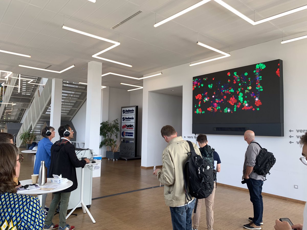 axelle_chevy's tweet photo. #DIGITAL - Retour en images sur la présentation de l’œuvre #DataCultures de @stevenbachimont ce midi lors de la conférence de presse @NantesDigitalW avec @franckytrichet @molhomme au MEDIACAMPUS @audencia_com - 🗓Le festival est ouvert au public du 15 au 25/09 ! https://t.co/5oPSn7ph7y