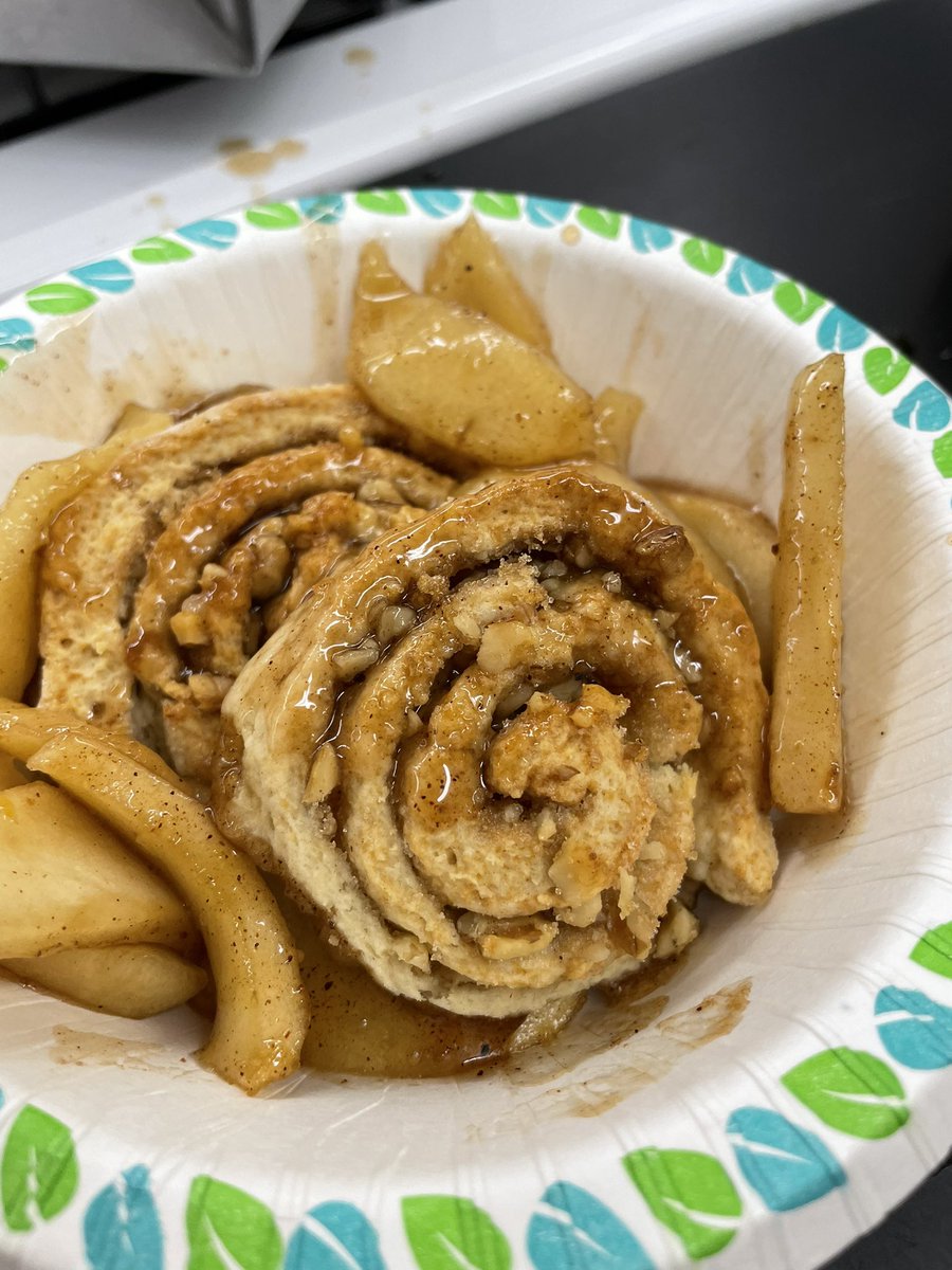 ClarkDanalyn's tweet photo. Lab #1. Apple Cobbler with Cinnamon Swirl Biscuits. Culinary Fundamentals learning the importance of muse en place. Big first lab. Successful day. https://t.co/ARDQW1Npmz