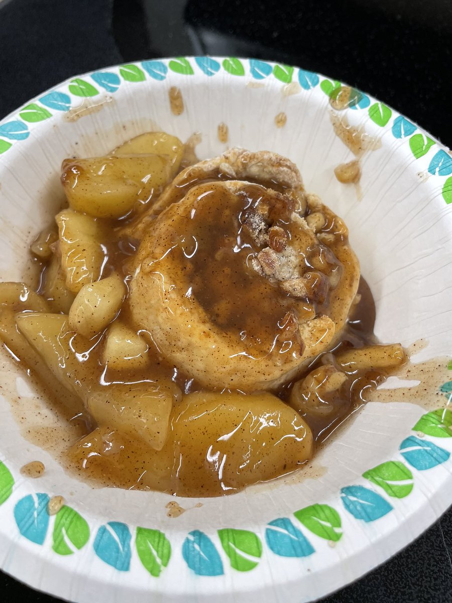 ClarkDanalyn's tweet photo. Lab #1. Apple Cobbler with Cinnamon Swirl Biscuits. Culinary Fundamentals learning the importance of muse en place. Big first lab. Successful day. https://t.co/ARDQW1Npmz