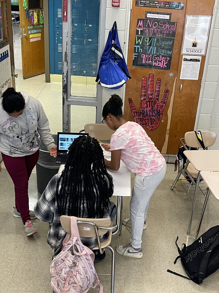 HoorayMsJay's tweet photo. Let’s get jiggy with it! The kids are rocking day 2 of our 9/11 jigsaw lesson! #americanhistory #chapmanstrong @HSVk12 https://t.co/v8IumGCXSh