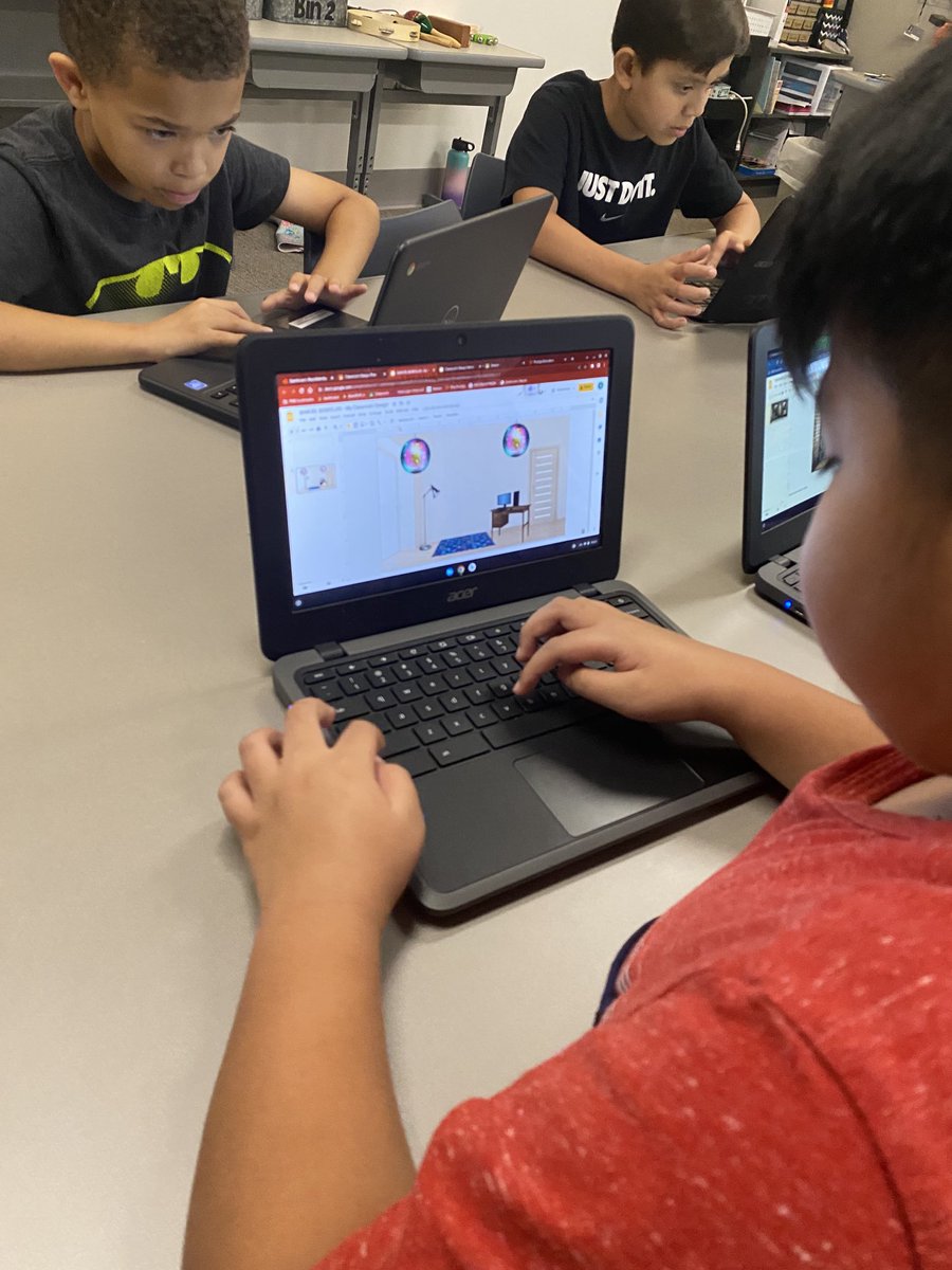 FochtMrs's tweet photo. 3rd graders being #architects while Planning their #perfectclassroom in #STEAM class at ⁦@PISDHallElem⁩ #prosperproud #hallmeansall https://t.co/Uh2lBJAiNf