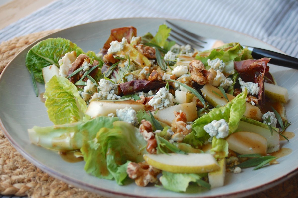 BPRE_'s tweet photo. Here's a #salad that's full of flavor. #recipes  https://t.co/xiniuWtGEf https://t.co/5MCL0QPBwd