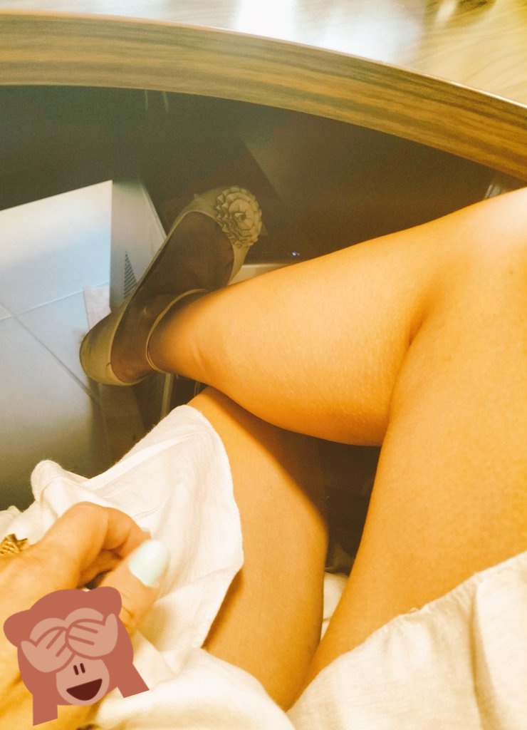 #izmir çalışmaktan sıkıldım 😛 molayı hakettim #tarkankonseri nde görüşürüz 😉