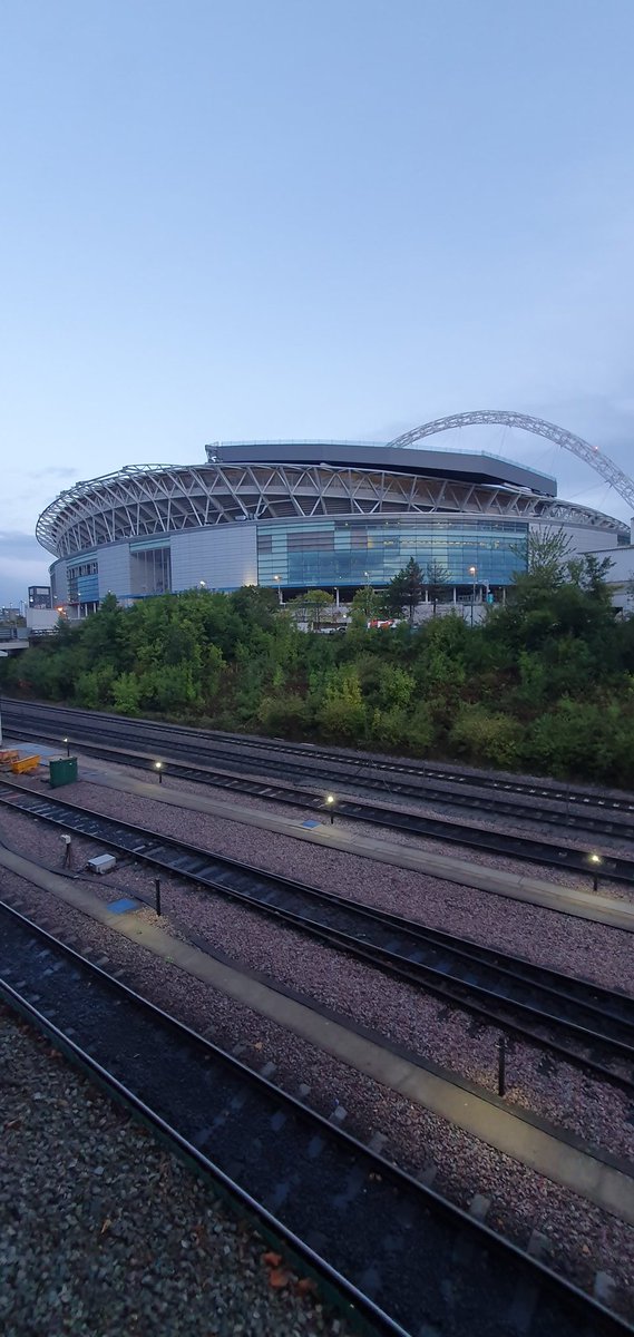 Jordan3Bit's tweet image. Well last night was the end of an era for myself, my time at Chiltern and the railways has come to a close 11 years in all! Last night was my last shift before going on leave, bring on new the new adventure next month!