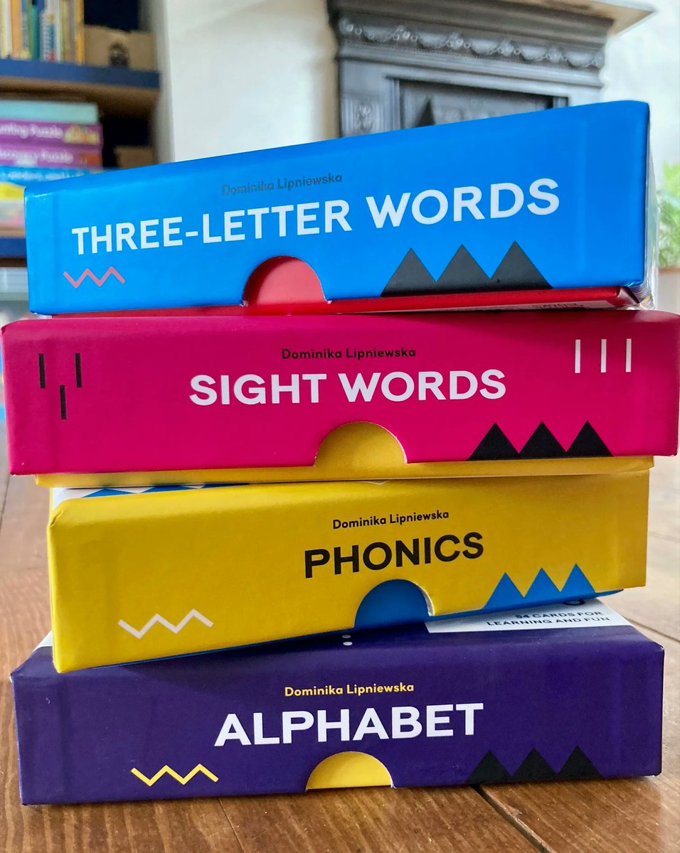 GMCbooks's tweet photo. The #BrightSparksFlashCards by #DominikaLipniewska are easy-to-read, illustrated #FlashCards teaching children essential key words including #ThreeLetterWords, #Sightwords, #Phonics & #Alphabet. #InternationalLiteracyDay #LiteracyDay2022 #LiteracyDay #Literacy #BrightSparks https://t.co/HiiBiXuSmP