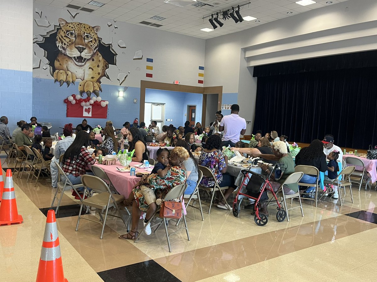 We LOVE our grandparents at Frost Elementary School! It takes a VILLAGE! #MissionPossible