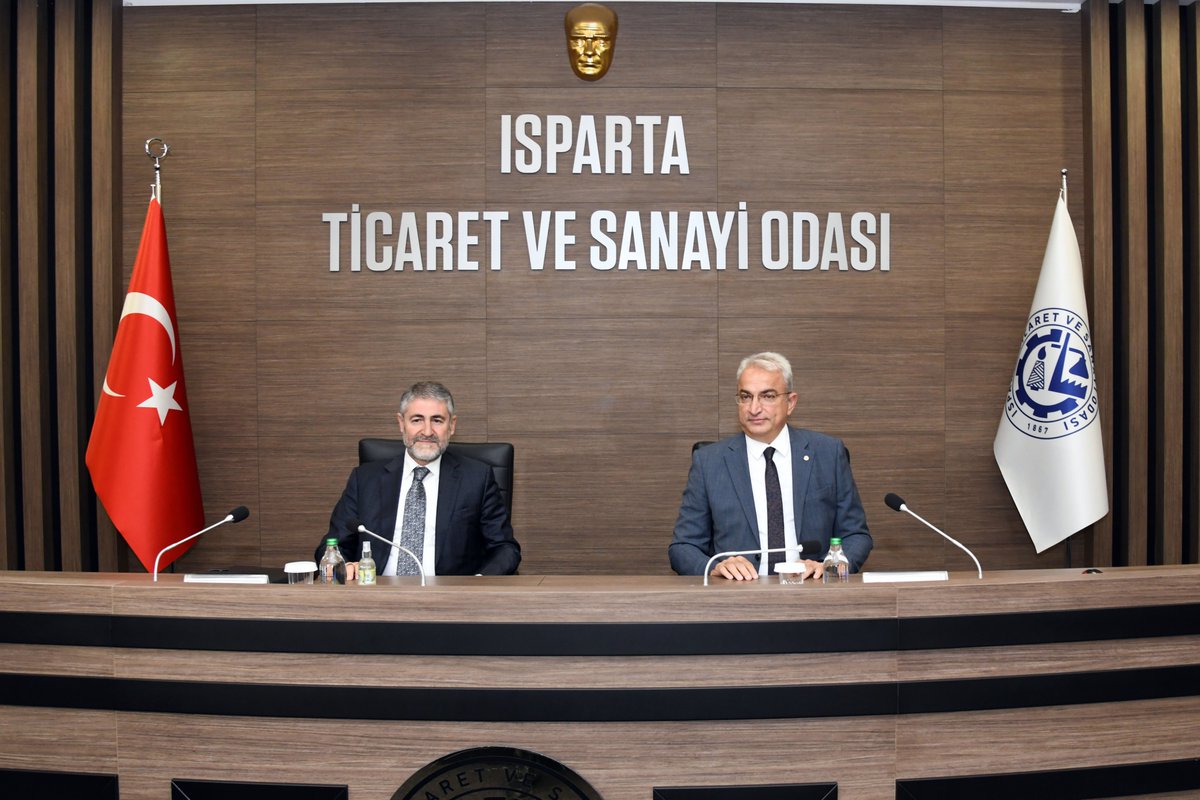 IspartaTSO's tweet photo. Odamız ev sahipliğinde Hazine ve Maliye Bakanı Sn. Dr. @NureddinNebati’nin katımıyla iş dünyası STK temsilcileri ve iş insanlarının katıldığı toplantı geçekleştirildi. https://t.co/RB6zsimem2