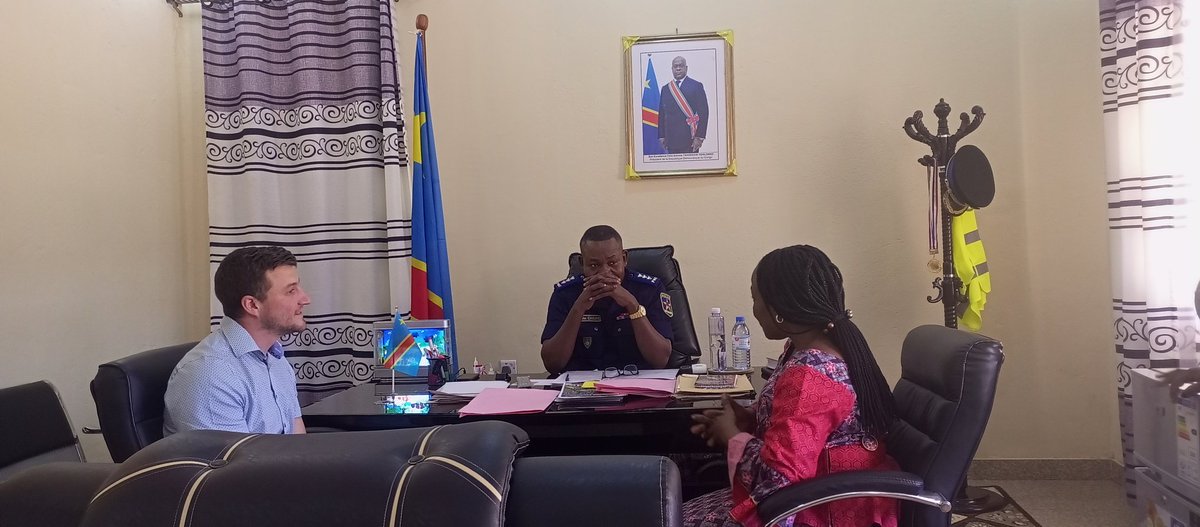 MUSACARDC's tweet photo. Nous avons accompagné notre Consultant  venu de l'Allemagne en appui à @MUSACARDC pour les civilités à la Mairie et à l'EUPFASS/BUNIA.
Nous avons profité discuter sur la nécessité d'accompagner et mettre en place les mutuelles de santé dans la DPS/ITURI.
@cncsurdc1 @teamcoworker https://t.co/2TC2Vmu3bx