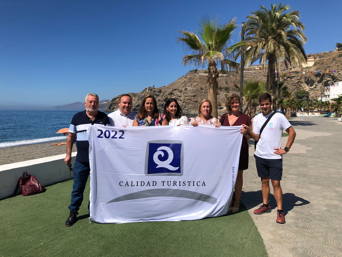 manologuirado's tweet photo. 🏖La playa de #LaRábita en #Albuñol ha vivido una gran transformación en los últimos años. Actuaciones que han culminando con la obtención del distintivo 🟦⬜️ #QdeCalidad este verano.
🥰Enhorabuena a su Alcaldesa María José Sánchez por su trabajo y empeño para conseguirlo. https://t.co/JLe0t5Ym7Q
