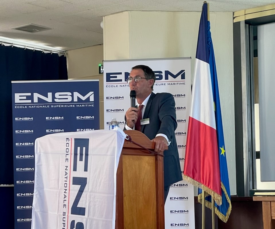 ARMATEURS DE FRANCE (@armateursfr) on Twitter photo đ€C'est la rentrĂ©e <a href="/ENSM/">Ăcole Nationale SupĂ©rieure Maritime</a> de <a href="/SaintMaloVille/">Saint-Malo</a> !
<a href="/jmrouebferries/">Jean-Marc RouĂ©</a>, prĂ©sident de <a href="/BrittanyFerries/">Brittany Ferries</a> et grand tĂ©moin de la cĂ©rĂ©monie rĂ©affirme sa volontĂ© de lutter POUR l'emploi français et CONTRE le dumping social. Un combat commun Ă l'ensemble des #ArmateursFrançais đąđ«đ· đ€C'est la rentrĂ©e <a href="/ENSM/">Ăcole Nationale SupĂ©rieure Maritime</a> de <a href="/SaintMaloVille/">Saint-Malo</a> !
<a href="/jmrouebferries/">Jean-Marc RouĂ©</a>, prĂ©sident de <a href="/BrittanyFerries/">Brittany Ferries</a> et grand tĂ©moin de la cĂ©rĂ©monie rĂ©affirme sa volontĂ© de lutter POUR l'emploi français et CONTRE le dumping social. Un combat commun Ă l'ensemble des #ArmateursFrançais đąđ«đ·