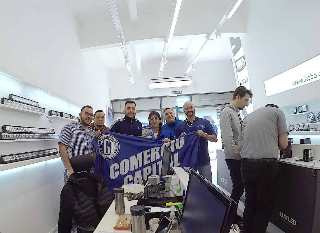 𝐂𝐨𝐧 𝐀𝐦𝐨𝐫 ✌️💙

Así militamos , así lo sentimos… 

El 15/9 votamos🗳 <a href="/ListaAzulSEC/">Lista Azul SEC</a> para seguir construyendo juntos el presente y el futuro de nuestro sindicato. #SoyComercio #SoySec <a href="/CarlosPerezSEC/">Carlos Pérez</a> <a href="/Sergio_OrtizOk/">Sergio Ortiz</a> <a href="/sabriparedessec/">Sabrina Paredes</a>