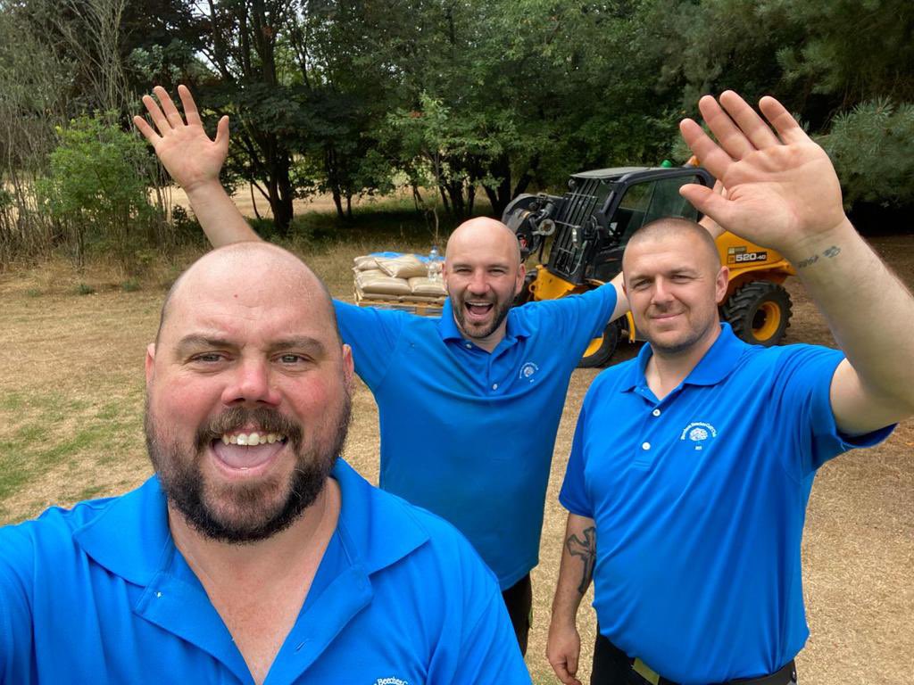 BurnhamBgolf's tweet photo. National Thank you to Green Keepers Day, if Carlsberg did green keepers it would be the team @BurnhamBgolf @carlsberg @BishotheBaldy @ballyball62  thank you guys you should be so very proud of your product and work ethic 👏🏻👏🏻👏🏻👍🏻👍🏻👍🏻👍🏻💪🏻💪🏻💪🏻 Burnham Beeches Golf Club https://t.co/PhWDBWk84j