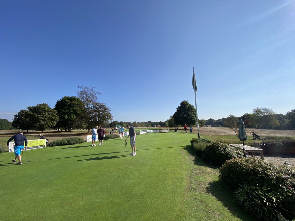 BurnhamBgolf's tweet photo. National Thank you to Green Keepers Day, if Carlsberg did green keepers it would be the team @BurnhamBgolf @carlsberg @BishotheBaldy @ballyball62  thank you guys you should be so very proud of your product and work ethic 👏🏻👏🏻👏🏻👍🏻👍🏻👍🏻👍🏻💪🏻💪🏻💪🏻 Burnham Beeches Golf Club https://t.co/PhWDBWk84j