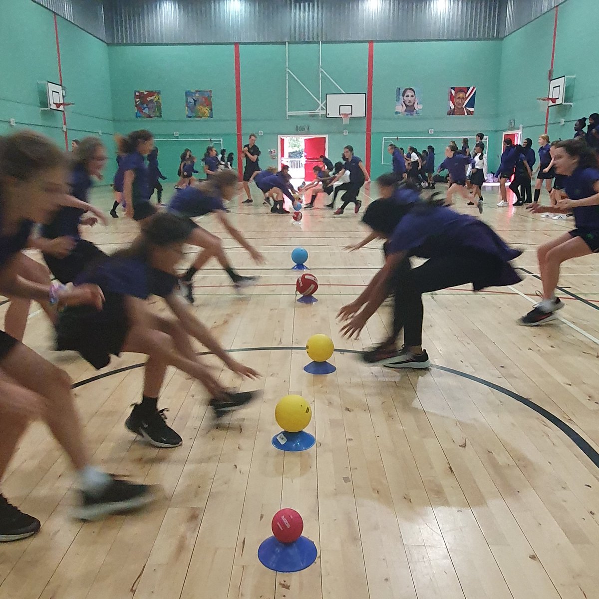 An eventful and exciting first week at Ricards Lodge for our Year 7 students. Warming up and building team spirit with a game of benchball! <a href="/RicardsTweets/">Ricards Lodge</a> @RicardsPE