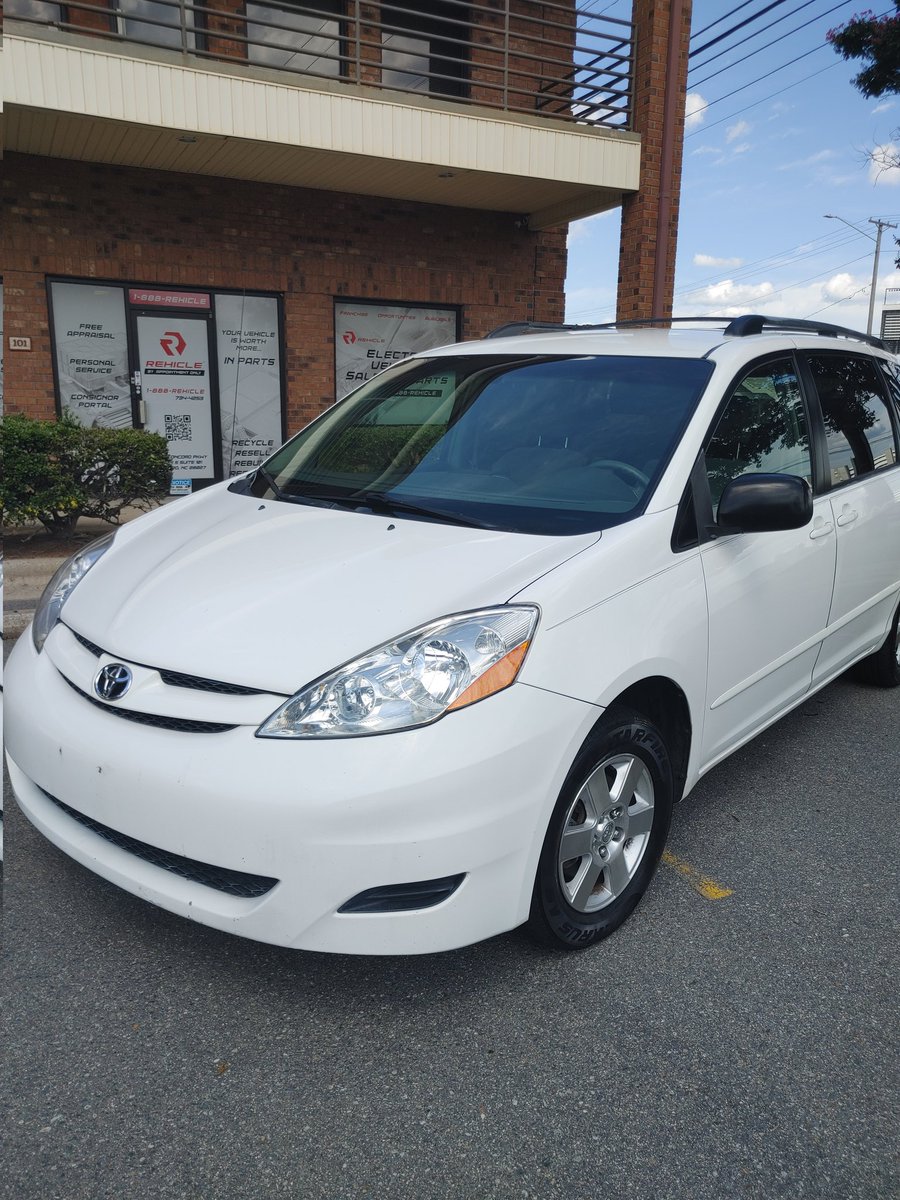 Rehicle_'s tweet photo. Come check Rehicle out at Charlotte AutoFair!! Enter our contest and win a 200$ gift card! 

Gusss how much this is 2006 Toyota Sienna is worth in parts! 

Closest to the dollar wins!! #car #cars #charlotte #charlotteautofair #autofair #Rehicle #giveaway #CharlotteNC #giftcard https://t.co/q5WHNqEIm4