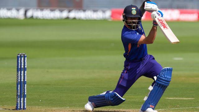 brranwa8094's tweet photo. King is Back #ViratKohli𓃵 https://t.co/7oN7bRMh5T