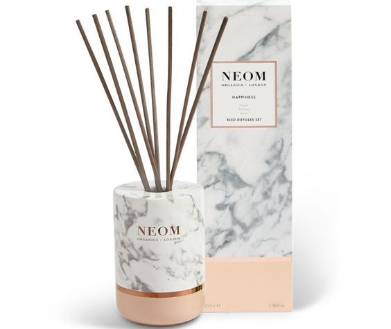 PBoxuk's tweet image. How To Use Reed Diffuser Box Packaging?
A good reed diffuser box packaging speaks volumes about the product inside, making it stand out from thousands of other products in retail stores.
Learn More:kangblogger.com/how-to-use-ree…
#ReedDiffuserBoxPackaging #BoxPackaging