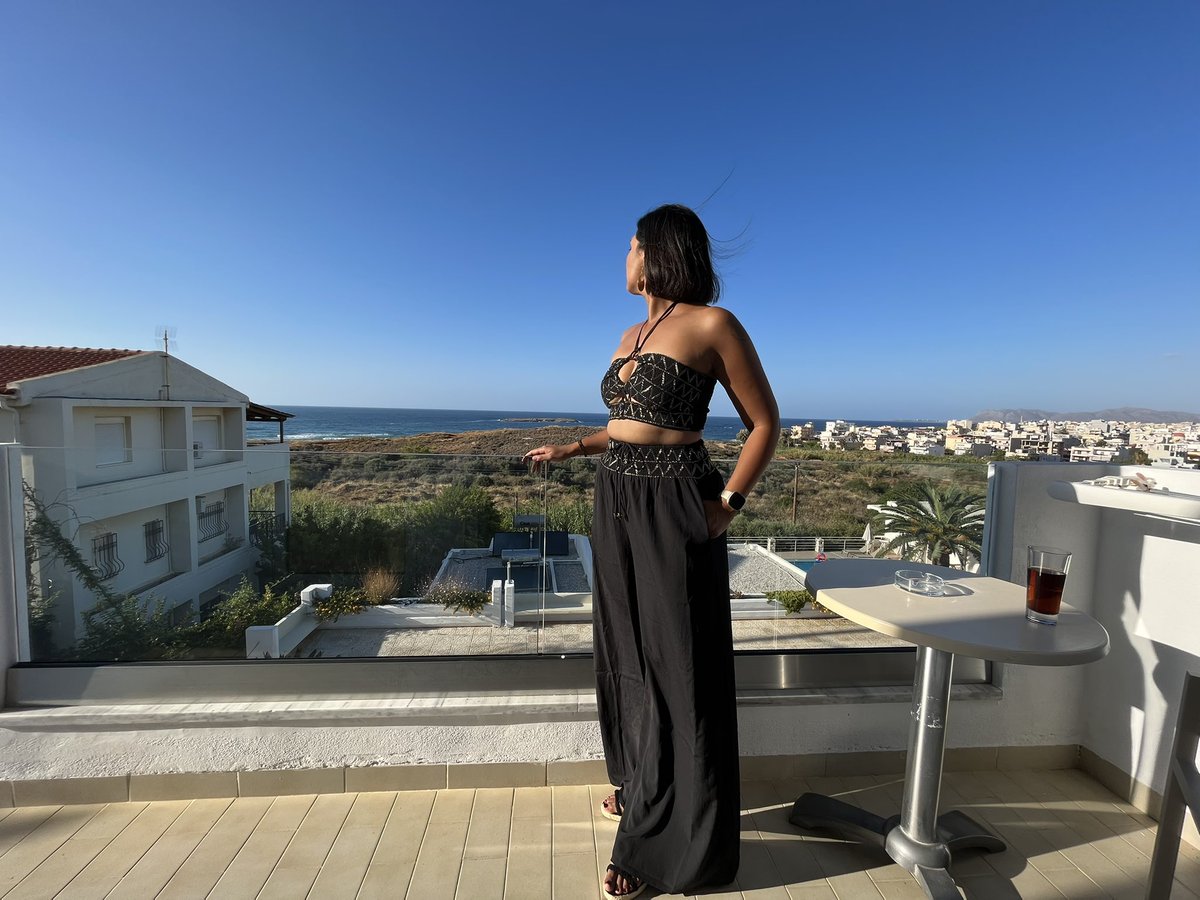 Dr Claire B tweet media