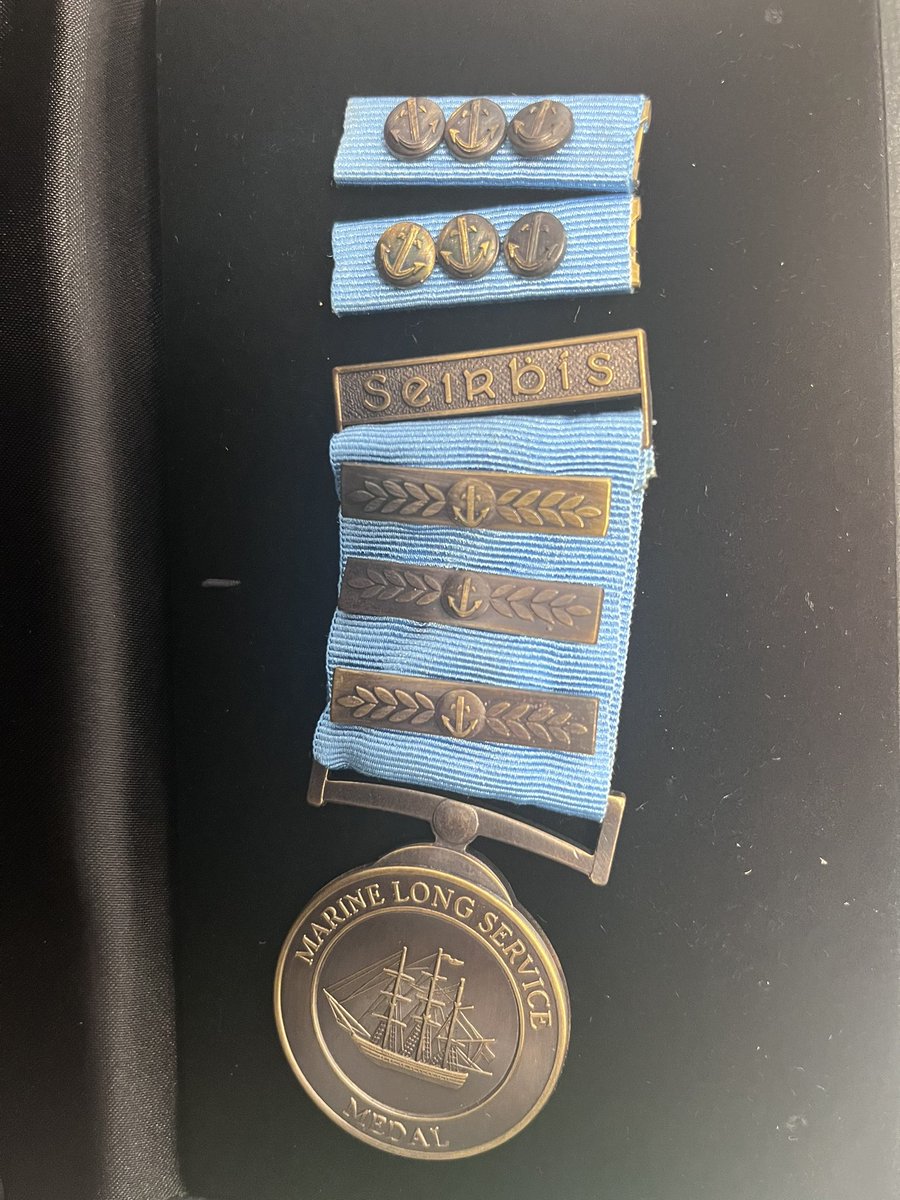 ErinMcGreehan's tweet photo. Huge congratulations to @PeterLarkinIRE on receiving a special medal acknowledging his 40yr service in the @GreenoreCG @IrishCoastGuard #publicservice #searchandrescue #proudservice #thankyou https://t.co/VkPsDeXKWL