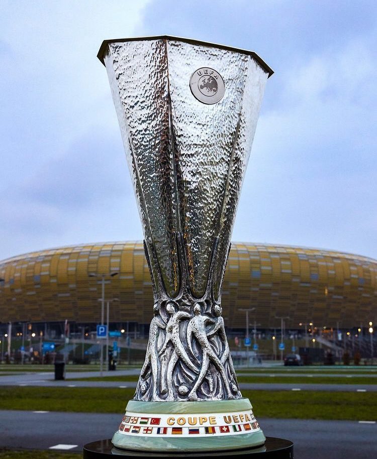KRbets_'s tweet photo. One for tonight in the #UEL between Zurich &amp; Arsenal. BB w/ 365.

-Arsenal weakened but still have likes of Gabriel, Tierney, Xhaka, Martinelli &amp; Nketiah starting, so expect a result.
-Ref avgs 3.2 cards &amp; usually lenient.
-Nketiah chance to impress &amp; loves a shot on goal. https://t.co/5zcpR4Ttmt