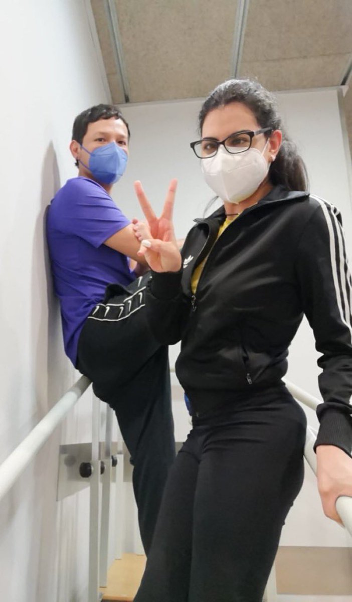 annaplanas_'s tweet photo. Per ells que són els meus fisios, però també les persones que m’han acompanyat des de petita, avui sumo al #DiaMundialdelaFisioterapia. Perquè sense fisioteràpia ni molt d’esforç al seu darrere, avui no estaria on estic fent tot el que faig! Infinites gràcies,#8S ho és cada dia💪🏽 https://t.co/mDHALKAjtE