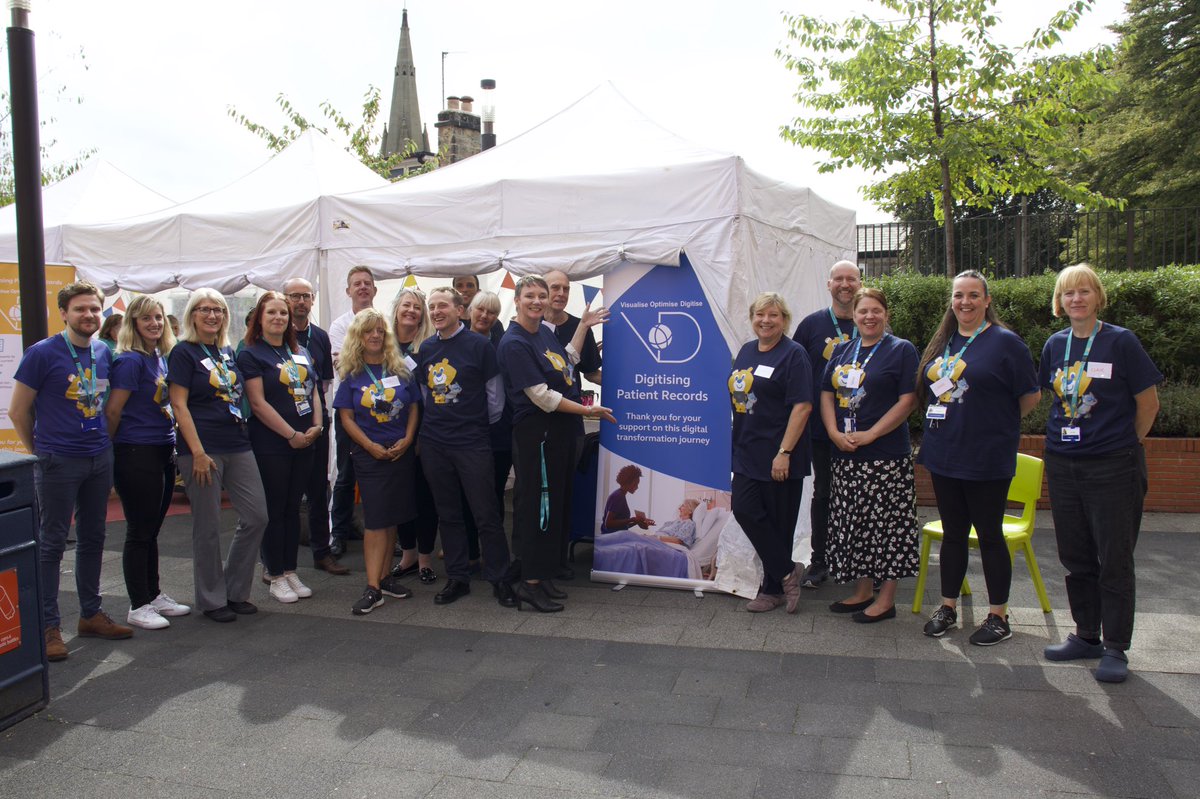 JenniferFBell's tweet photo. It was such a privilege to be involved in today’s Paper Picnic at @SheffChildrens. An inspired idea originally sparked by @JaxdDavis and @Dionerog44 that has really taken flight. #DigitalTransformation #paperpicnic https://t.co/uewVaSwf3e